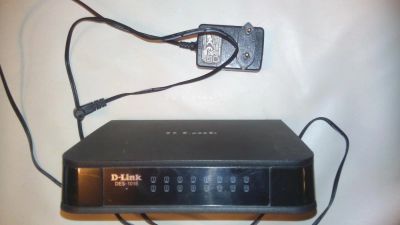 Лот: 4850498. Фото: 1. Коммутатор D-Link DES-1016 пластиковый... Маршрутизаторы (роутеры)