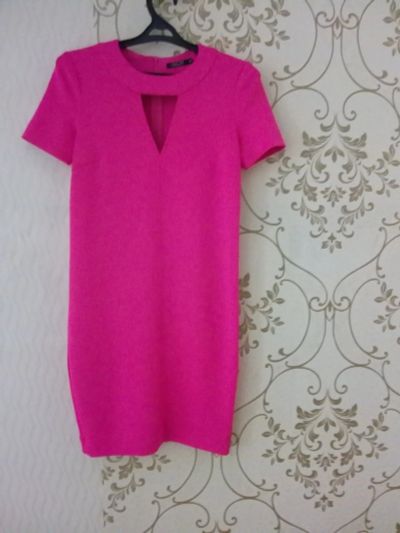 Лот: 13718750. Фото: 1. Платье 40 размер. Платья