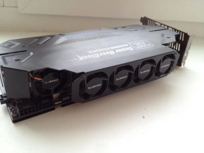 Лот: 6481288. Фото: 1. Gigabyte GeForce GTX 680. Разогнанная... Видеокарты