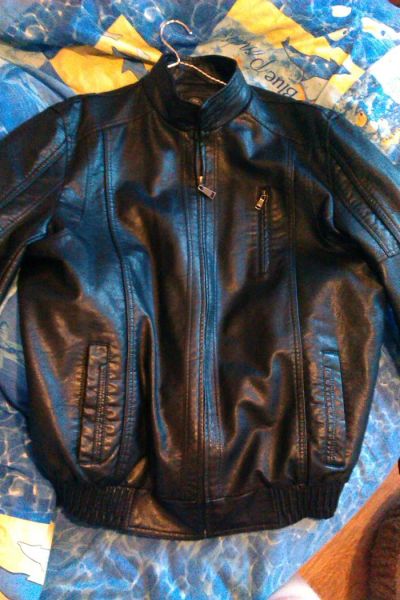 Лот: 3455471. Фото: 1. Кожаная куртка размер 52-54 (ОБМЕН... Верхняя одежда