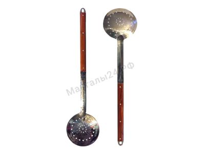 Лот: 7939648. Фото: 1. Шумовка с деревянной ручкой (большая... Жаровни, казаны