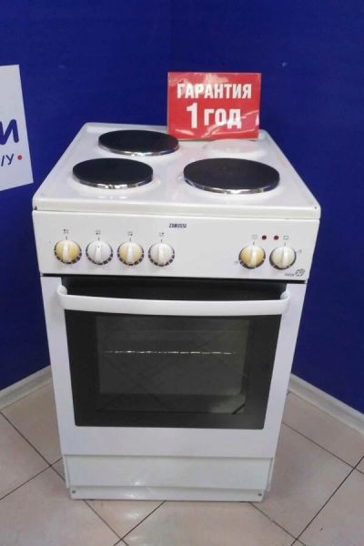 Лот: 16276971. Фото: 1. Плита электрическая zanussi zcv56... Плиты, духовые шкафы, варочные поверхности