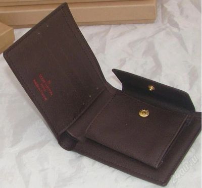 Лот: 1843286. Фото: 1. Портмоне Louis Vuitton. Бумажники, кошельки, портмоне