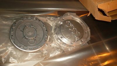 Лот: 1994679. Фото: 1. Комплект колпачков AUDI 4B0601165A... Другое (автозапчасти)