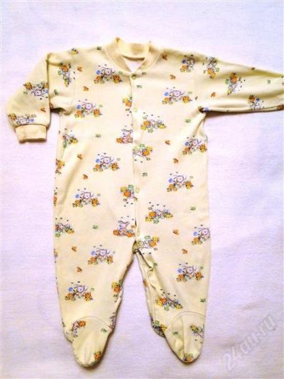 Лот: 1418772. Фото: 1. Мягкий слип с зайчиками, на 68-74. Одежда для дома