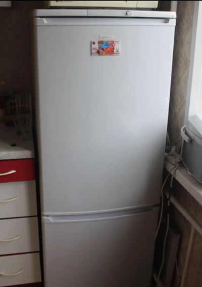 Лот: 17974728. Фото: 1. Холодильник Бирюса. Холодильники, морозильные камеры