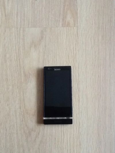 Лот: 5464349. Фото: 1. Sony Experia P. Смартфоны