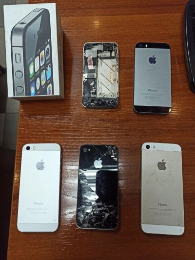 Лот: 17345265. Фото: 1. Iphone 3 и 4, неисправные 5 шт. Смартфоны