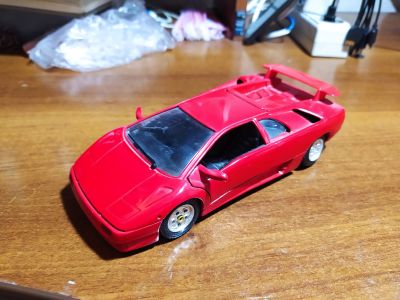 Лот: 18216395. Фото: 1. Модель lamba diablo bburago. Автомоделизм