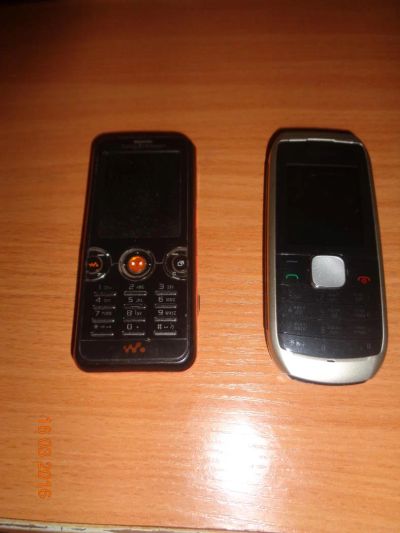 Лот: 7111276. Фото: 1. Sony Ericsson и Nokia (неисправно... Кнопочные мобильные телефоны