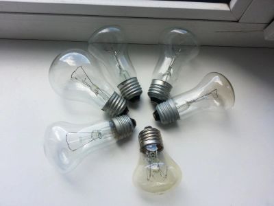 Лот: 9925220. Фото: 1. Лампы накаливания 6 штук одним... Другое освещение