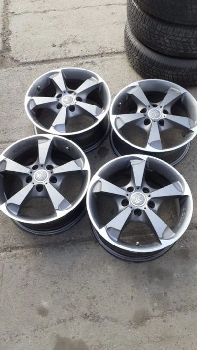 Лот: 20349999. Фото: 1. комплект шины и диски лето. Шины на дисках