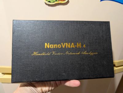 Лот: 25934647. Фото: 1. NanoVNA H4 Векторный анализатор. Радиолюбительский инструмент