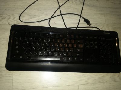Лот: 17244274. Фото: 1. Клавиатура с подсветкой. Клавиатуры и мыши