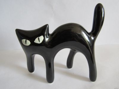 Лот: 16695679. Фото: 1. кот черный ,авторская керамика... Скульптуры