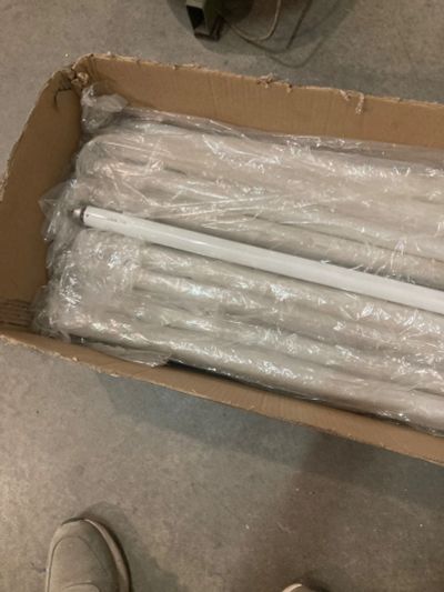 Лот: 25887234. Фото: 1. Лампа ЛБ18 (35шт). Лампочки