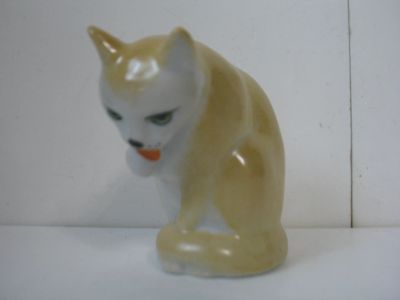 Лот: 14941357. Фото: 1. Кошка Кот Котенок Красный фарфорист... Фарфор, керамика