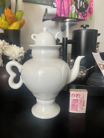 Лот: 25745450. Фото: 1. Чайник-заварник декоративный... Чайники, заварники, турки