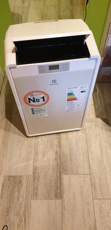 Лот: 13936445. Фото: 1. Кондиционер мобильный Electrolux... Кондиционеры, сплит-системы