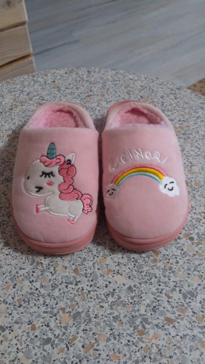 Лот: 25889549. Фото: 1. Тапочки для девочки р.28-29. Кеды, кроссовки