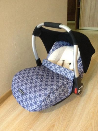 Лот: 9915311. Фото: 1. Автолюлька Happy Baby Gelios. Детские автокресла