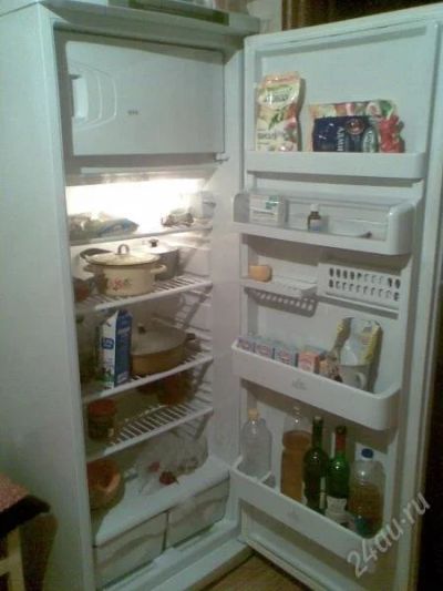 Лот: 1968139. Фото: 1. Холодильник Indesit SD 167 высота... Холодильники, морозильные камеры