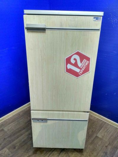 Лот: 11746927. Фото: 1. Холодильник (эконом) бирюса б-18... Холодильники, морозильные камеры