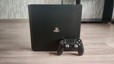 Лот: 16757493. Фото: 1. Playstation 4 PRO. Игровые приставки, консоли