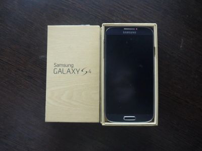 Лот: 5064078. Фото: 1. Samsung Galaxy S4. Смартфоны