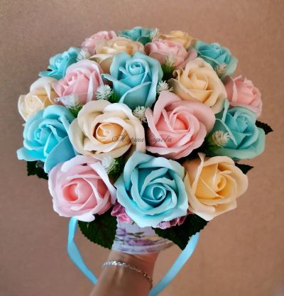 Лот: 14838218. Фото: 1. Розы из мыла в коробке. Искусственные и сувенирные цветы