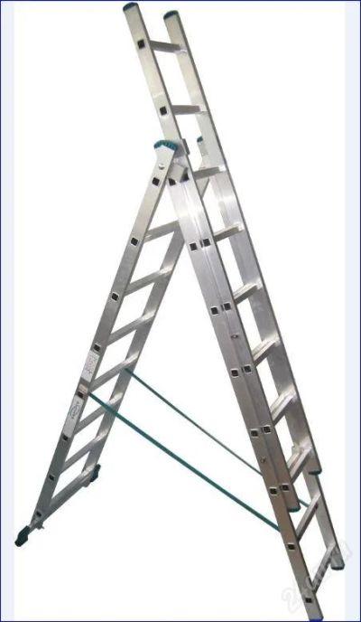 Лот: 4078480. Фото: 1. Лестница 3х-секционная \ Лестница... Стремянки, подмости, строительные леса