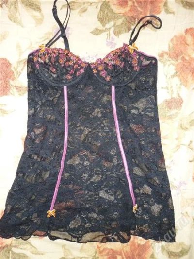 Лот: 891605. Фото: 1. Красивая штучка 42 размер. Корсеты