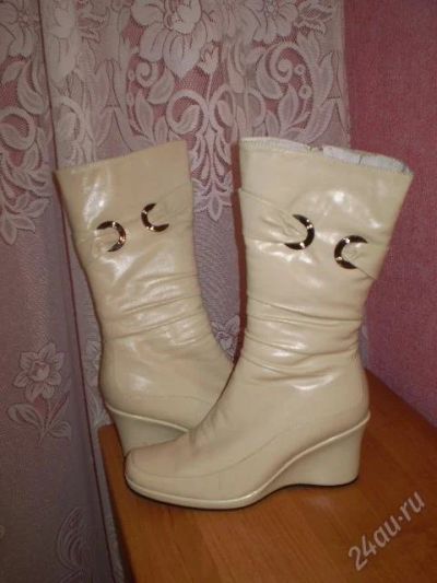 Лот: 35988. Фото: 1. сапоги зимние на танкетке! полностью... Красноярск