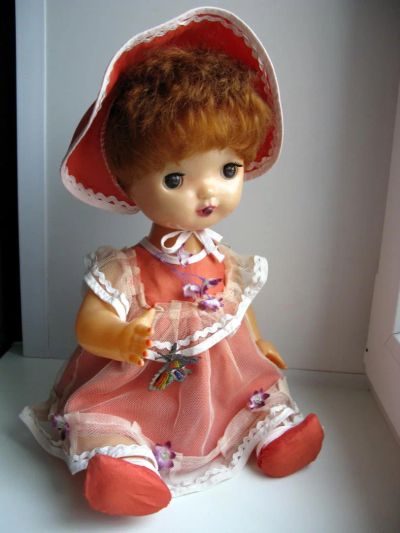 Лот: 4918518. Фото: 1. Кукла Алёнушка. 50 см. Есть бутылочка... Куклы и аксессуары