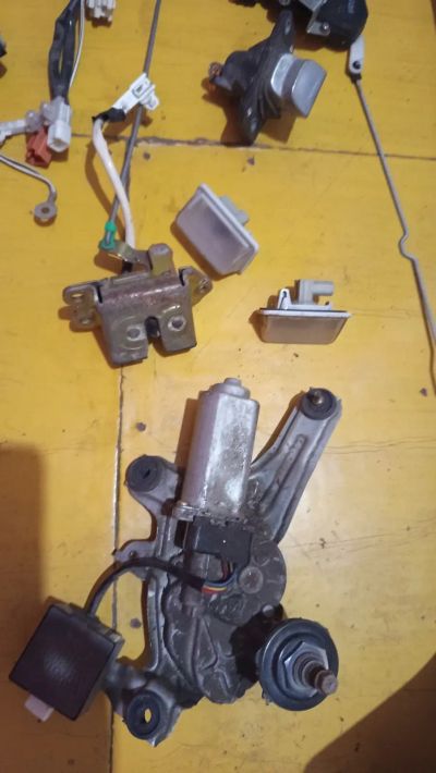 Лот: 25882679. Фото: 1. Запчасти двери багажника Toyota... Кузов