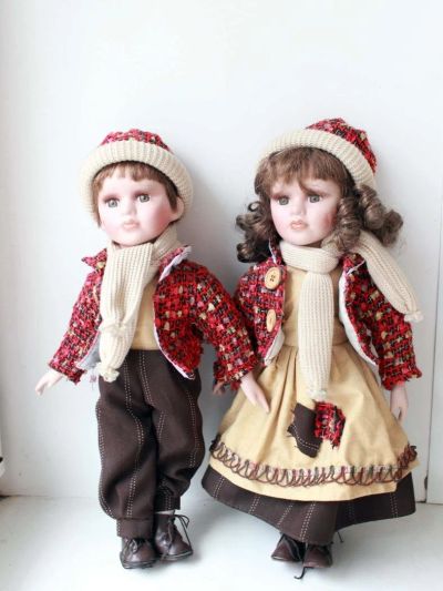 Лот: 9430039. Фото: 1. кукла мальчик и девочка. Куклы