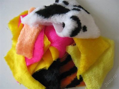 Лот: 1954946. Фото: 1. Лоскутки для творчества! Много... Ткани, нитки, пряжа