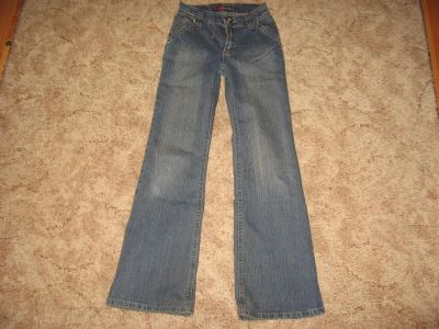 Лот: 3075848. Фото: 1. Джинсы на девочку р.34 рост 140. Брюки, шорты, джинсы