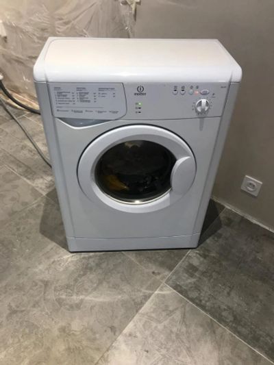 Лот: 12848626. Фото: 1. Стиральная машинка. Стиральные машины