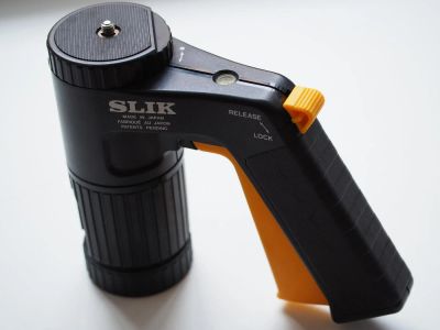 Лот: 9653916. Фото: 1. Профессиональная триггерная "пистолетная... Штативы, держатели