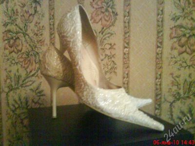 Лот: 203244. Фото: 1. Туфли р.40. Другое (свадебная мода)