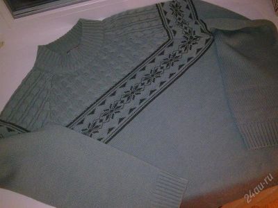 Лот: 1232033. Фото: 1. Фисташковый свитер со скандинавским... Свитеры, толстовки, худи