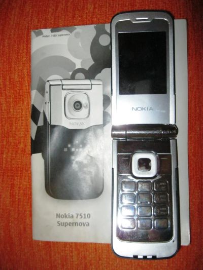 Лот: 5038036. Фото: 1. Nokia 7510 Supernova. Кнопочные мобильные телефоны