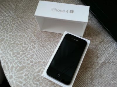 Лот: 4948940. Фото: 1. iphone 4s 16gb black. Смартфоны