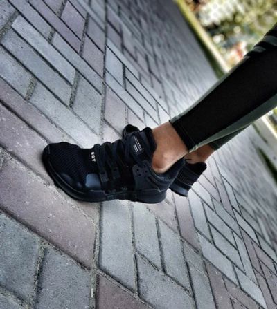 Лот: 9918346. Фото: 1. Кроссовки Adidas нмд. Кеды, кроссовки, слипоны