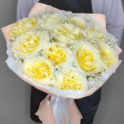 Лот: 21134553. Фото: 1. Букет из 11 ароматных роз с нежной... Свежие цветы