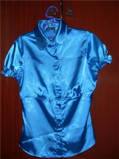 Лот: 8419907. Фото: 1. Васильковая блузка 44 размер. Блузы, рубашки, водолазки