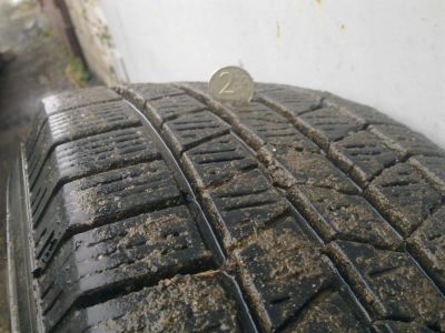 Лот: 3651770. Фото: 1. R18 255/55 продам 2 или 3 шины... Шины