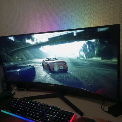 Лот: 25755238. Фото: 1. Огромный Игровой Монитор Изогнутый... ЖК-мониторы