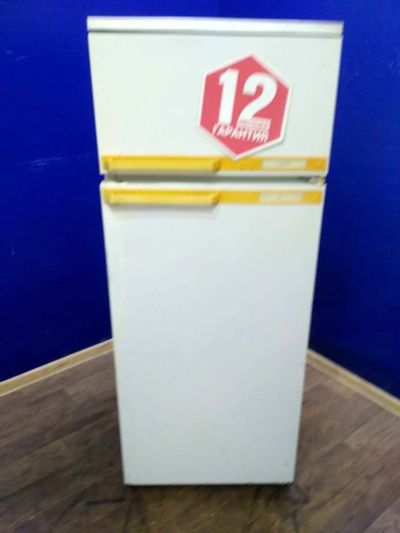 Лот: 12051802. Фото: 1. Холодильник (эконом) минск 15... Холодильники, морозильные камеры